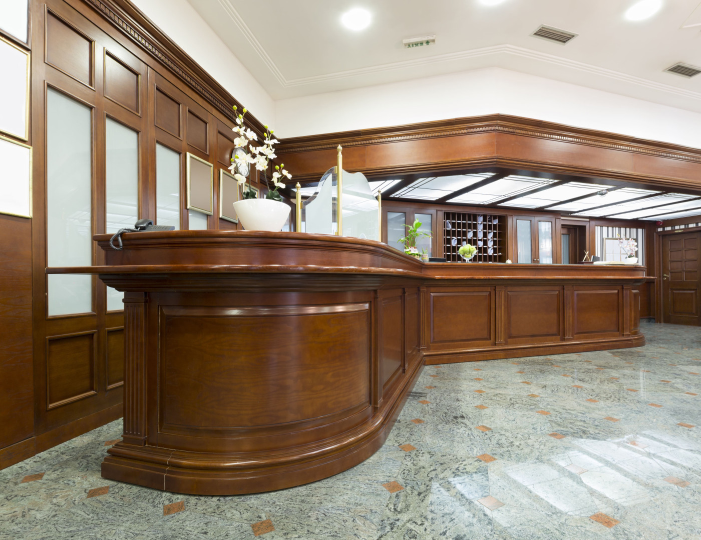 Стойка ресепшн Тенсель — фото № 2